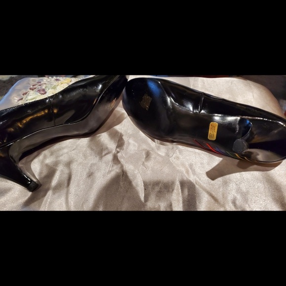 GUC 1970 Vintage designer Patient leather pump  7  3" heel - Picture 8 of 9